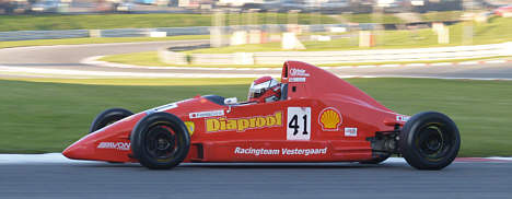 I 2007 fik Nils K. Vestergaard også lejlighed til at køre på mekkaet for Formel Ford - Brands Hatch - i England.